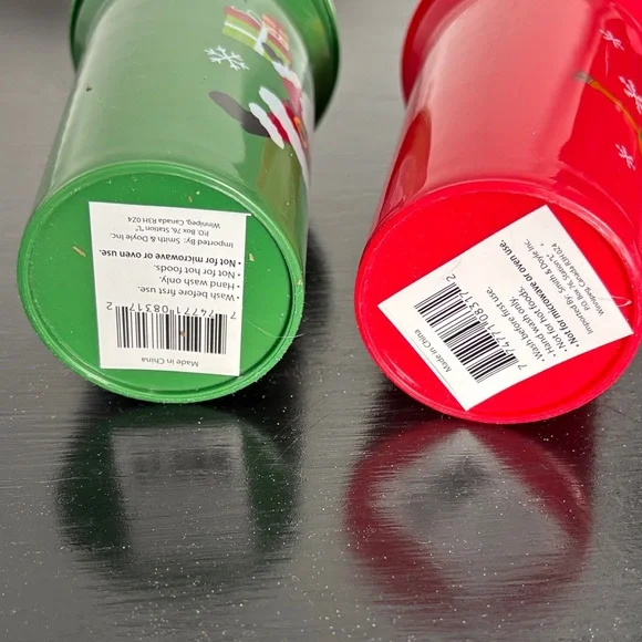 Plastic Festive Santa and Reindeer Straw Cups - Picture 5 of 6